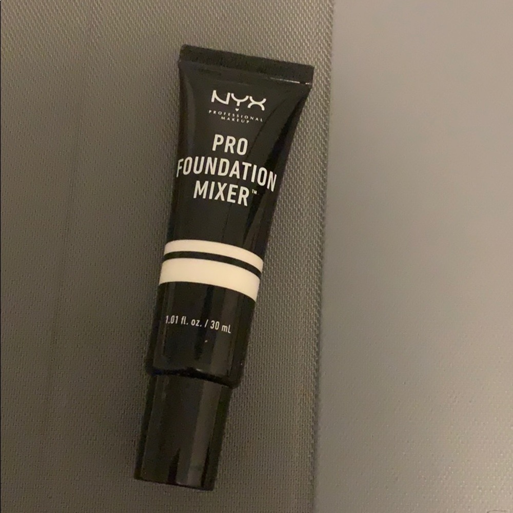 NYX pro foundation